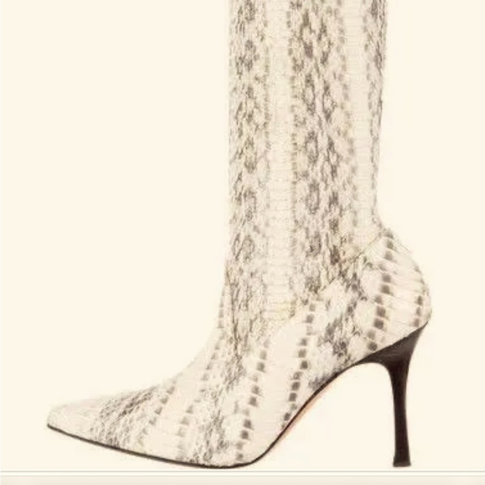 Monolo Blahnik Snakeskin Boots / Size 7 (38 EU)